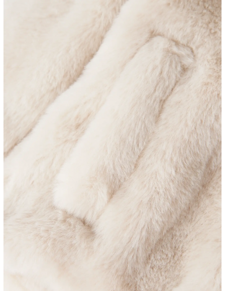 CHAQUETON PELO CON CAPUCHA Y OREJITAS