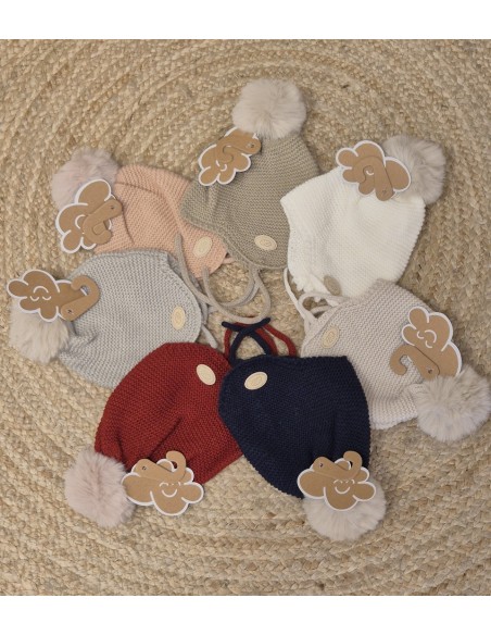 GORRO OREJERO POMPON