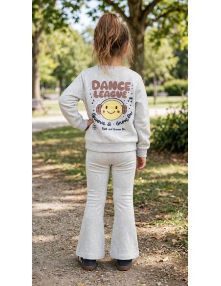 SUDADERA CON DISEÑO DETRAS    
