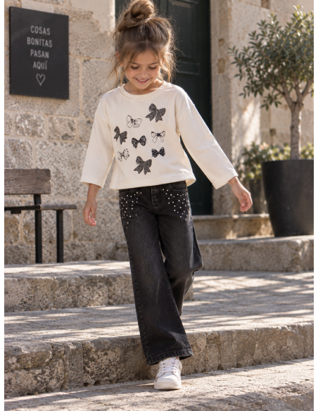 PANTALON NEGRO CON BRILLANTITOS